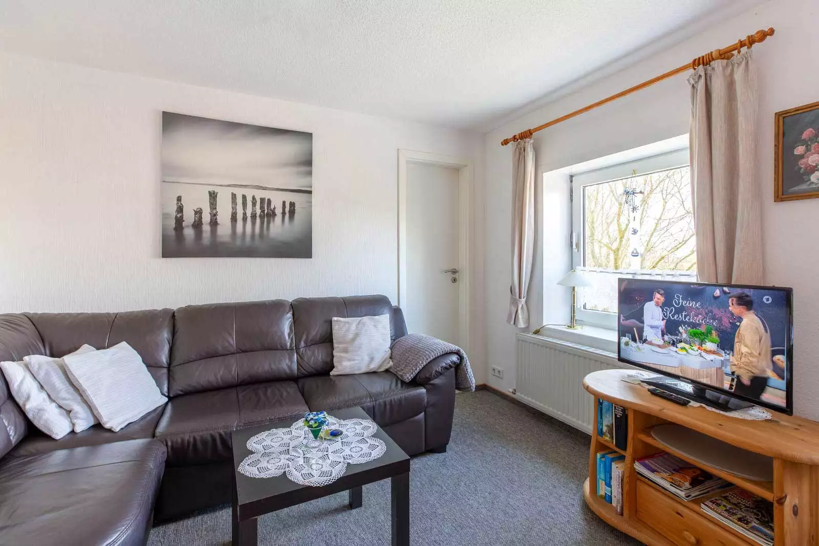 Gemütlicher Wohnraum der Ferienwohnung Abendsünn auf dem Hof am Hörn