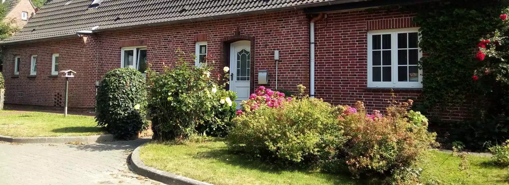 Haus Hafennähe mit dem Eingang zur Ferienwohnung