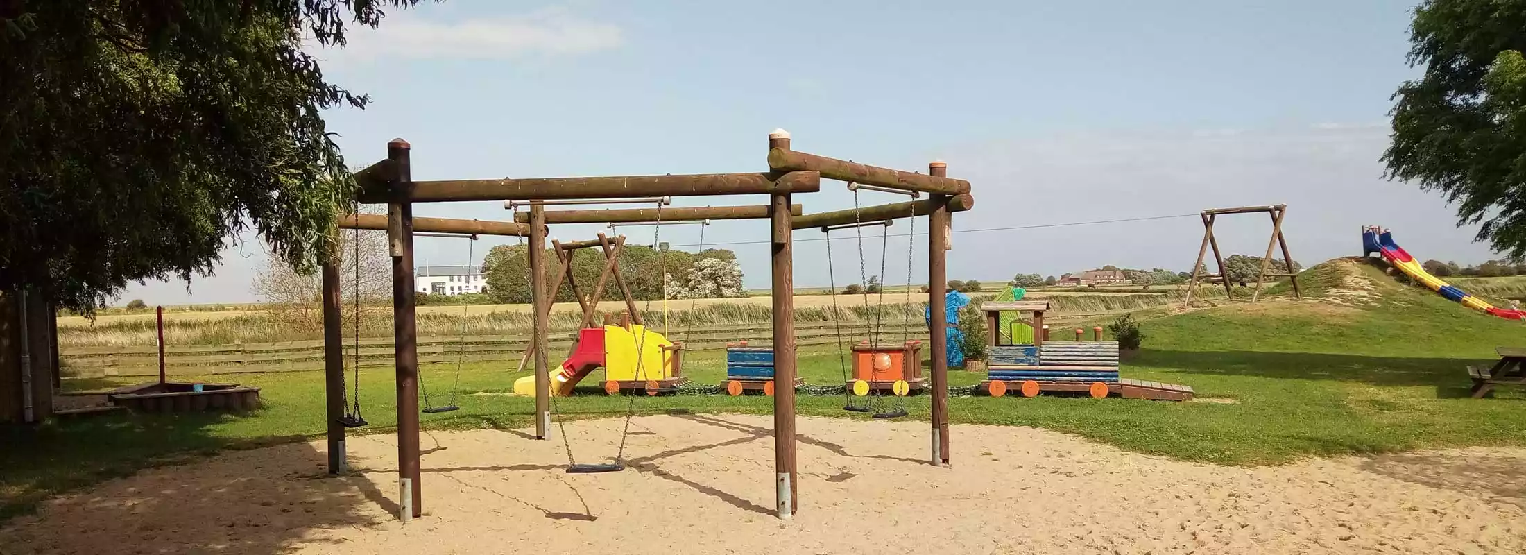 Spiel und Spaß auf dem Abenteuerspielplatz der Insel Pellworm